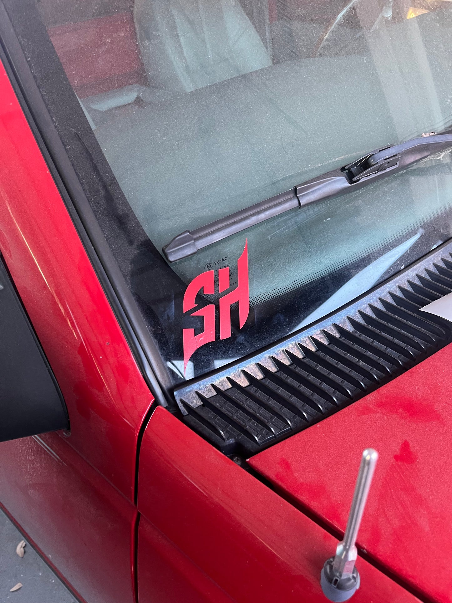 SH decal